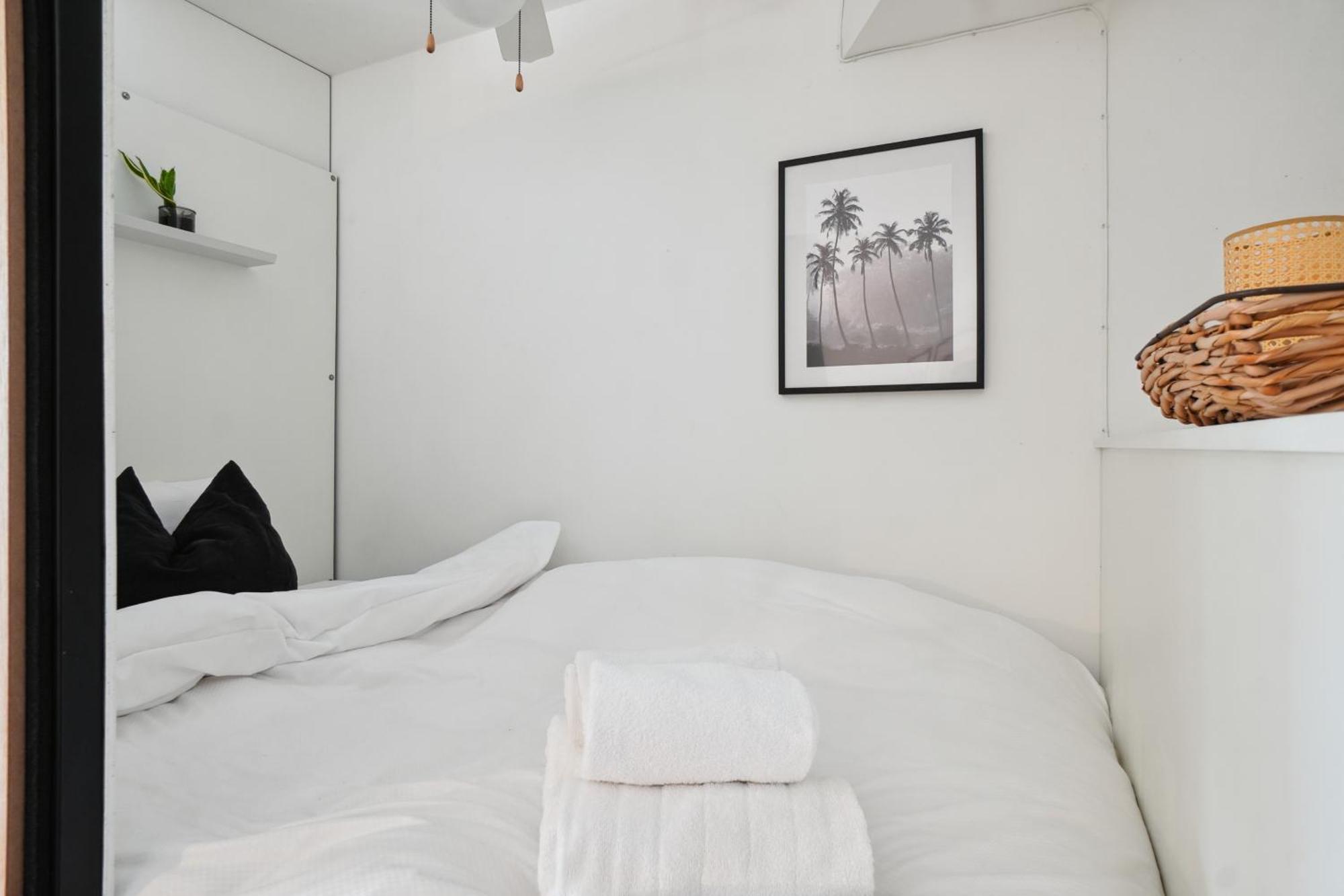 Minimalistisk Studiolejlighed I Centrum Af Apartment *